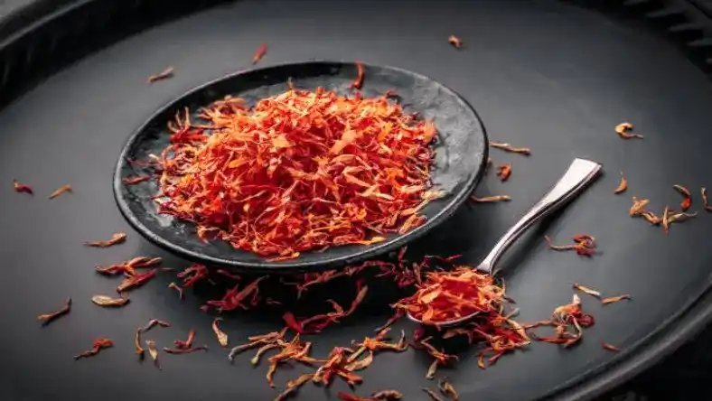 دوره رایگان کشت خاکی زعفران
