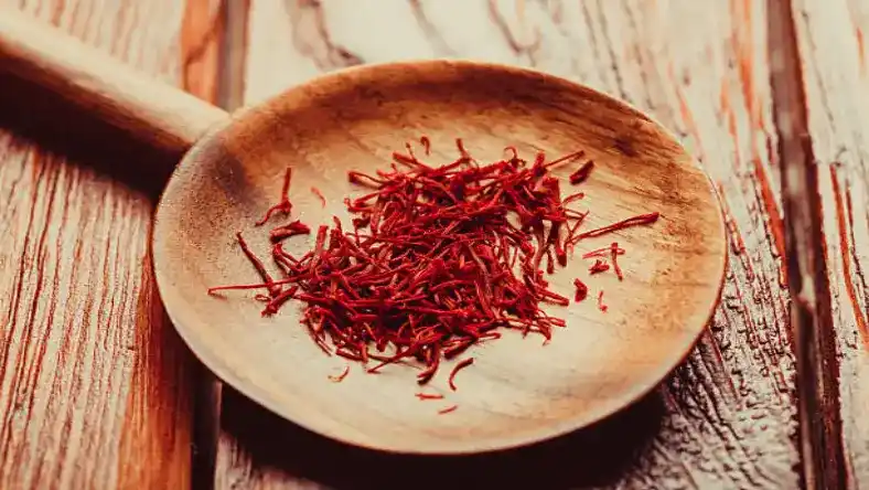 زعفران دختر پیچ چیست