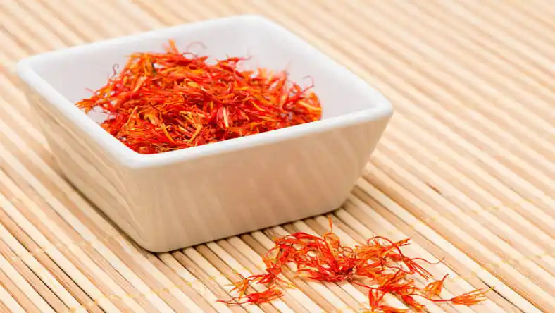 دوره آموزش کاشت زعفران در منزل