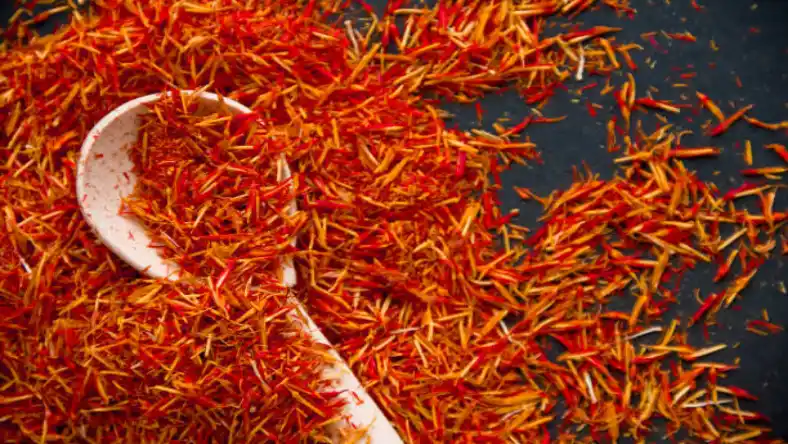 سم علف کش سنکور برای زعفران