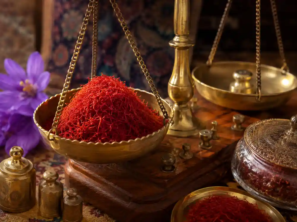 قیمت یک مثقال زعفران چند گرم است