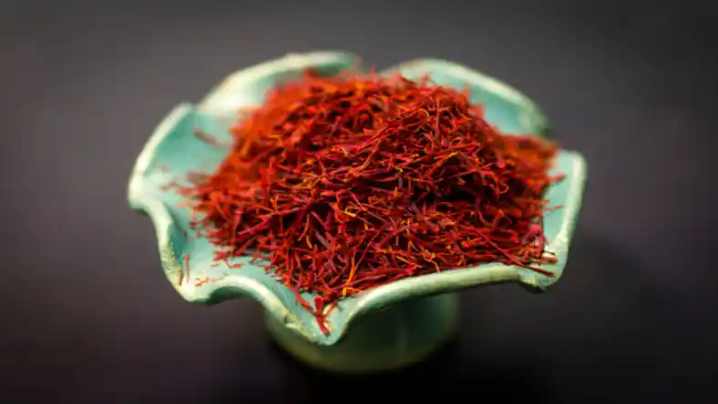 صادرات چمدانی زعفران