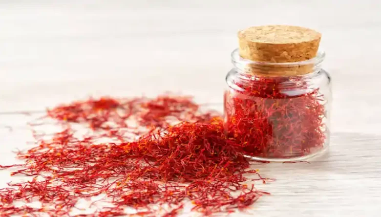 طراحی بسته بندی زعفران